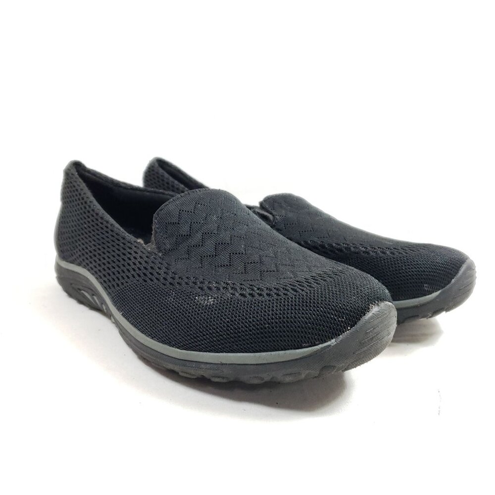 Skechers Womens Size 10 Black Mesh Slip-On Comfort Shoe Lightweight